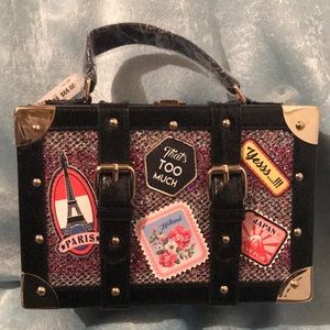 Aldo cute ‘suitcase’ purse